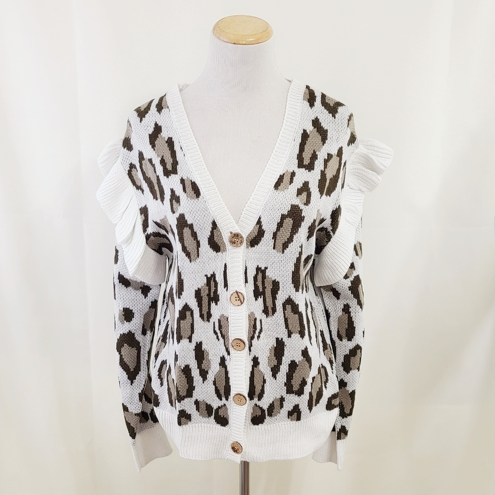 Chaser leopard jacquard cardigan sweater ruffle sleeve size large NEW NWOT